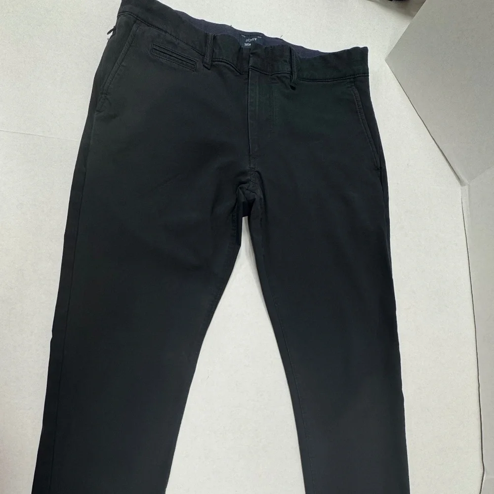 J CREW Black 484 Slim-fit tech pant for Men - Size 30 x‎ 32.